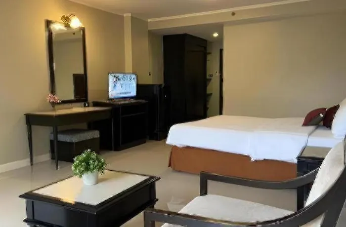 Town In Town Gardent Hotel