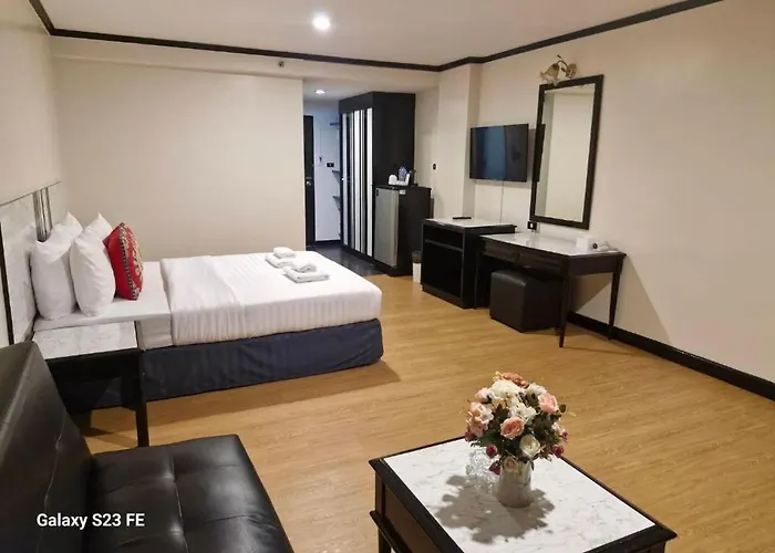 Hotel Town In Town Gardent Bangkok