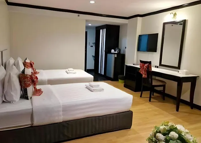 Town In Town Gardent Hotel 3*
