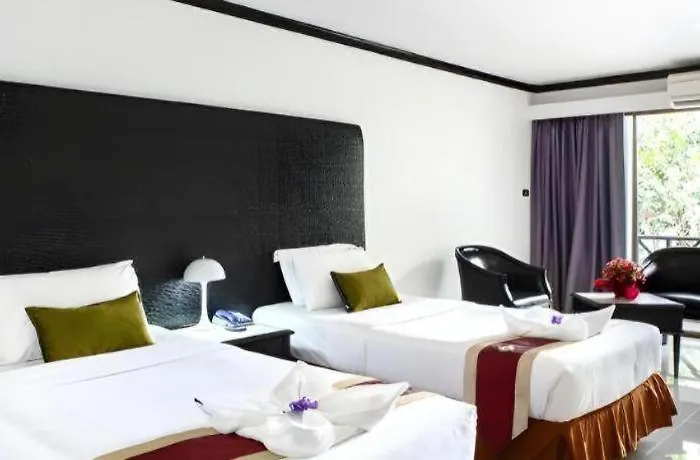 Town In Town Gardent Hotel 3*