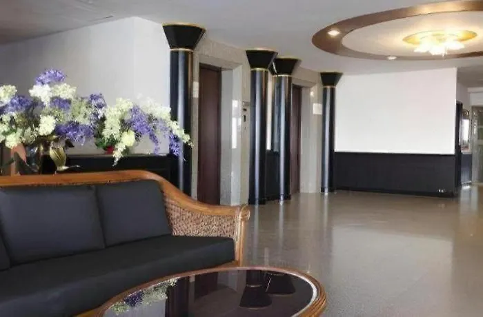 Town In Town Gardent Hotel Bangkok